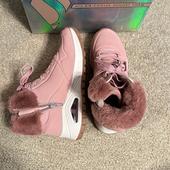 Sketchers Street Los Angeles Winter Boots!! - Picture 7 of 9